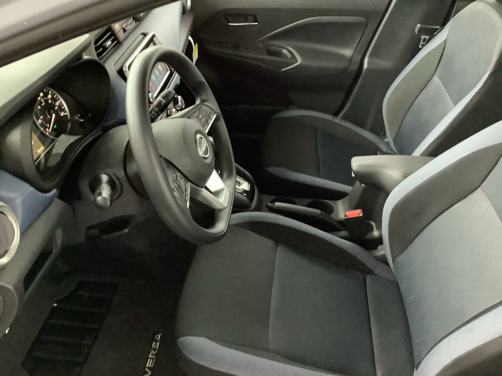 Used 2025 Nissan Versa SV w/ Trunk Package image 24
