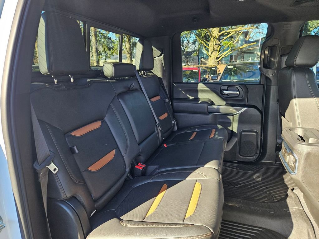 Used 2022 GMC Sierra 3500 AT4 w/ AT4 Premium Plus Package AWD/4WD image 16