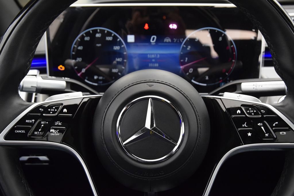 Certified 2024 Mercedes-Benz Maybach S 680 4MATIC image 27