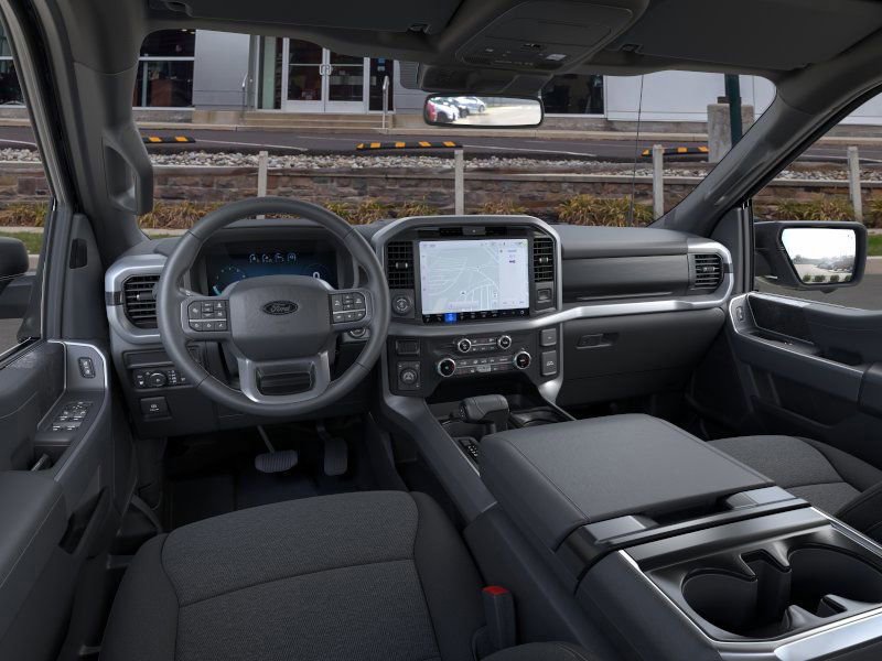 New 2025 Ford F150 XLT w/ Equipment Group 302A MID image 8