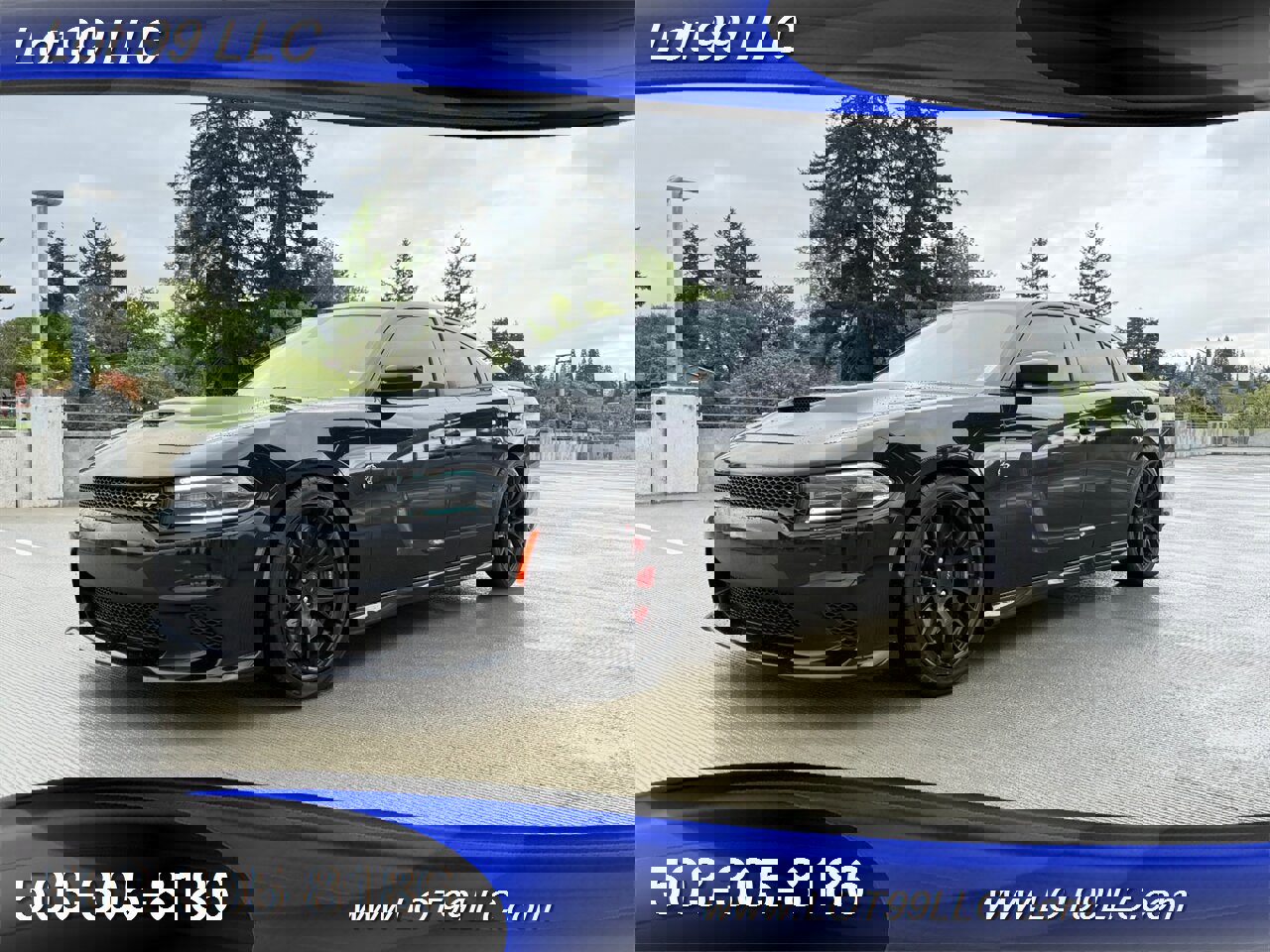 Used 2015 Dodge Charger SRT Hellcat w/ Harman/Kardon Audio Group image 2