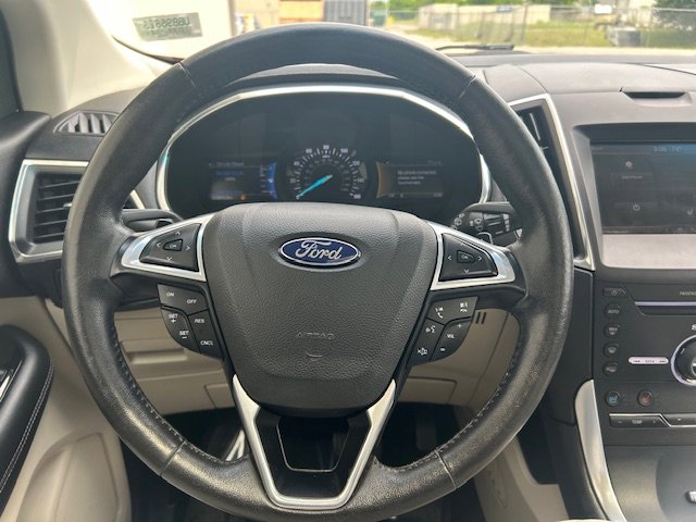 Used 2015 Ford Edge Titanium w/ Equipment Group 301A image 18
