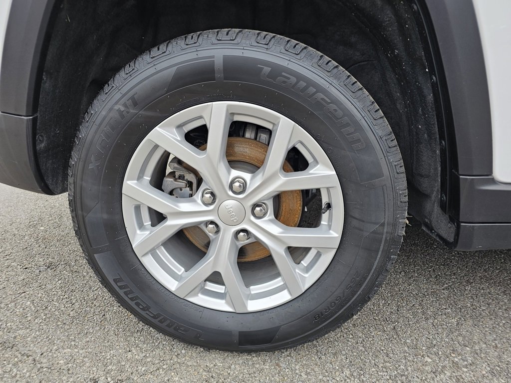 Used 2024 Jeep Grand Cherokee Limited image 14