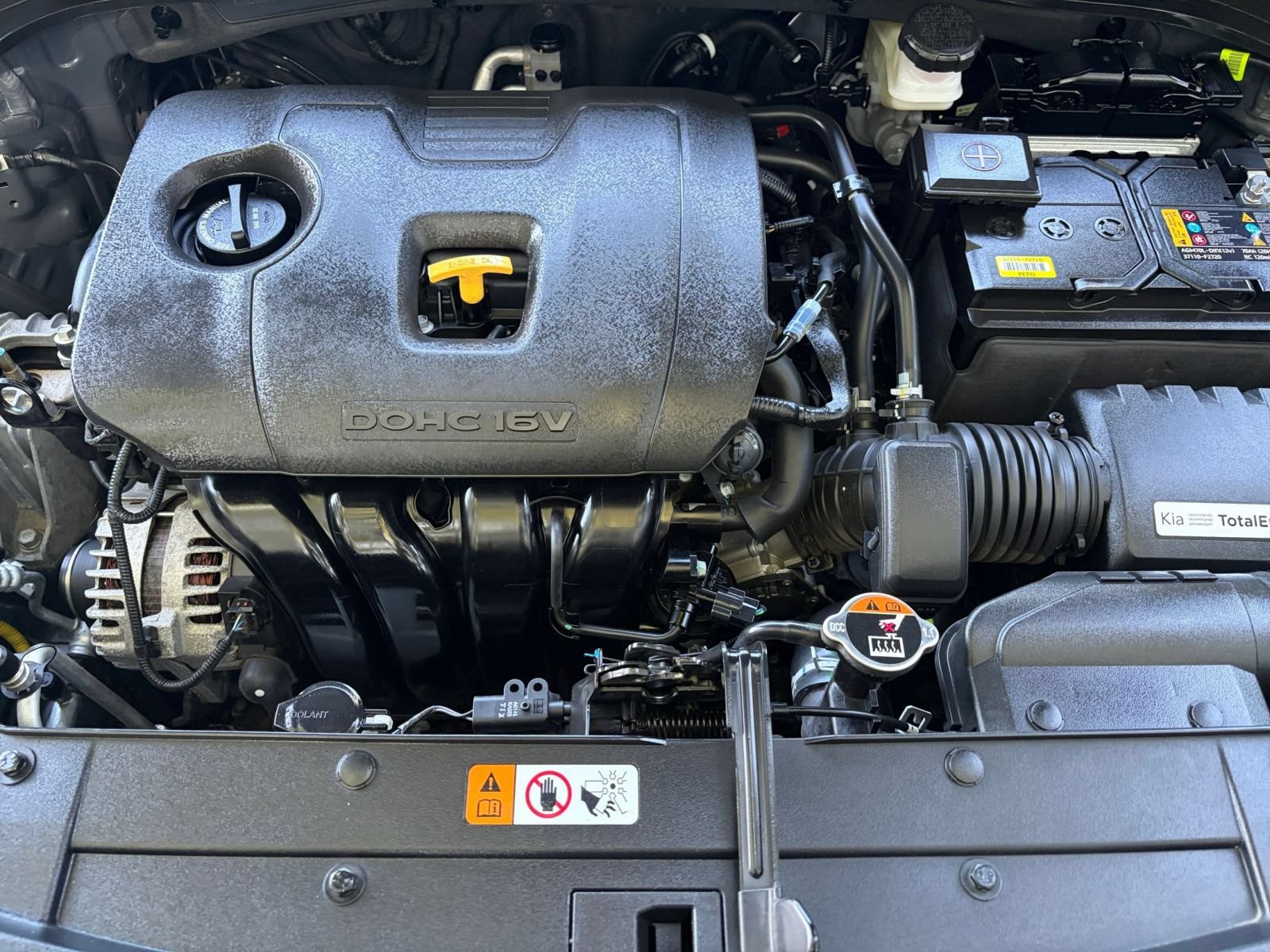 Used 2025 Kia Soul LX w/ LX Technology Package FWD image 30