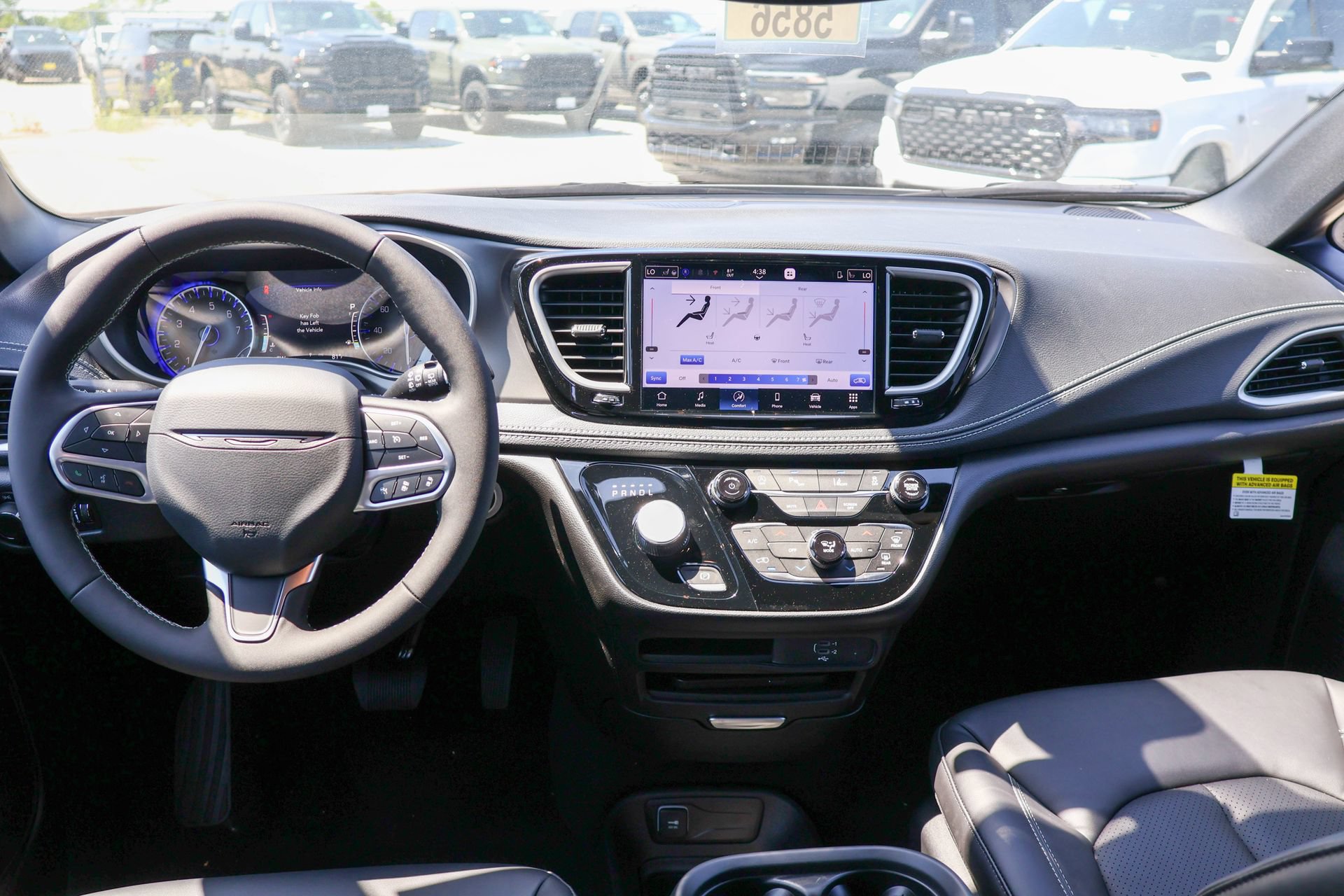 New 2027 Chrysler Pacifica Select FWD image 18