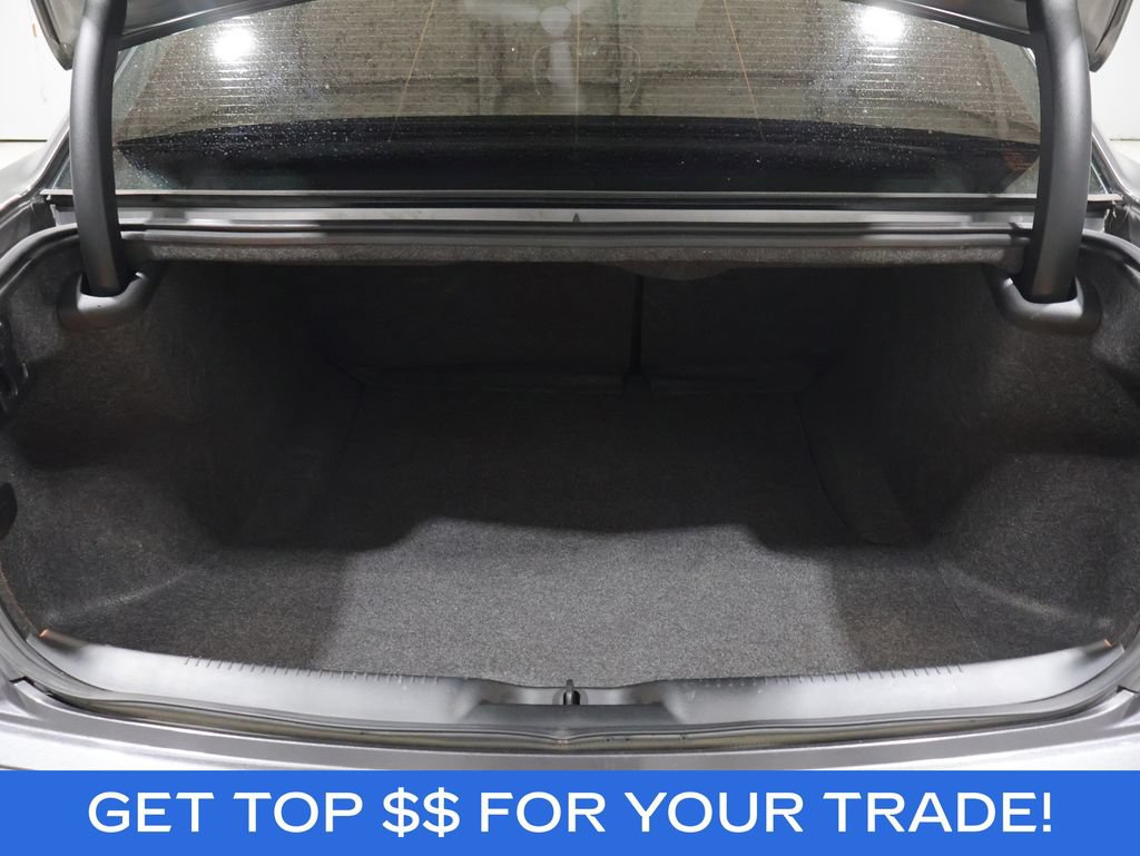Used 2016 Chrysler 300 C AWD/4WD image 4