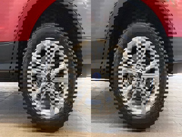 Used 2019 Ford Escape SE image 22