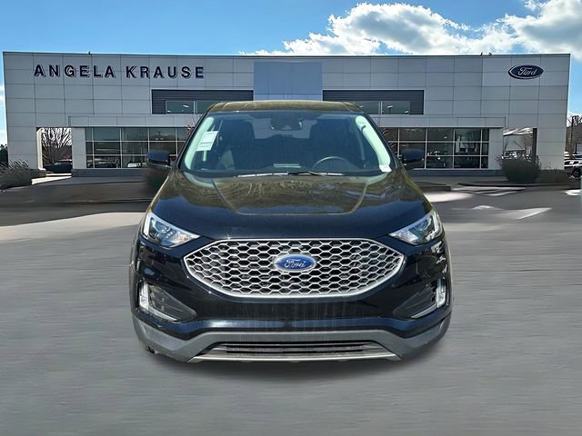 Used 2024 Ford Edge SEL w/ Convenience Package image 2