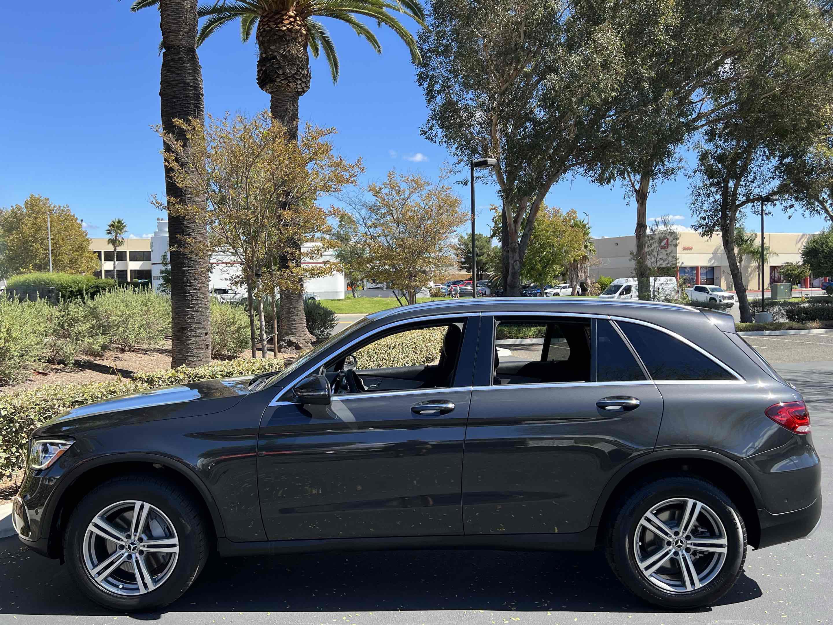 Used 2022 Mercedes-Benz GLC 300 image 16