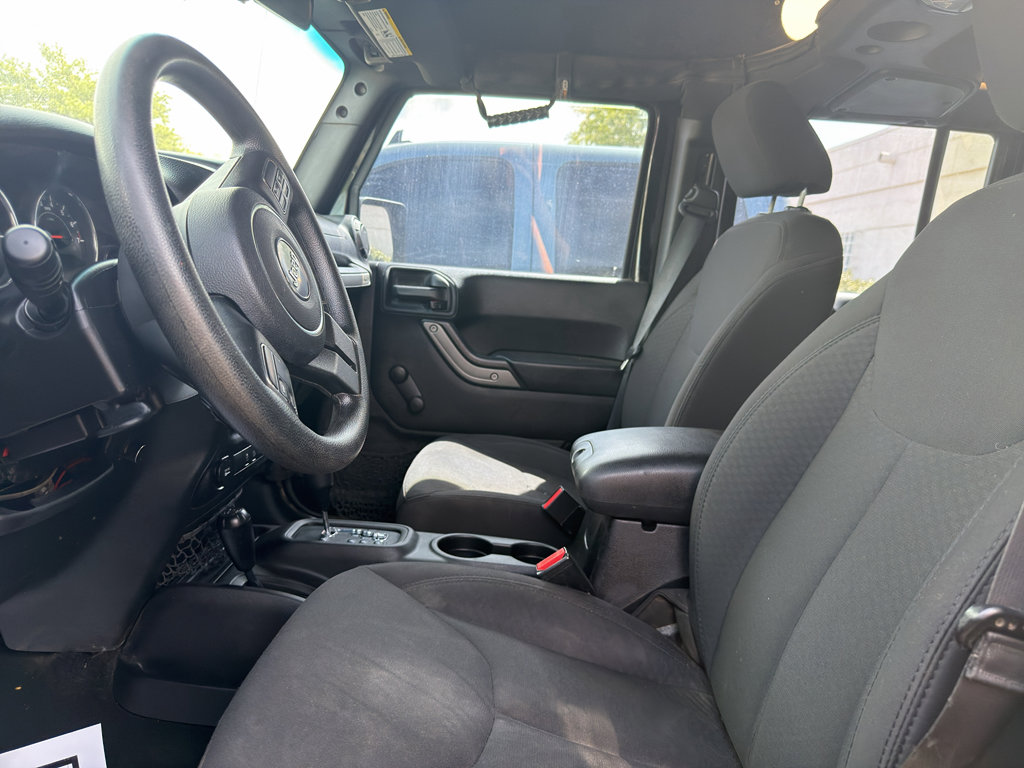 Used 2015 Jeep Wrangler Unlimited Sport image 15