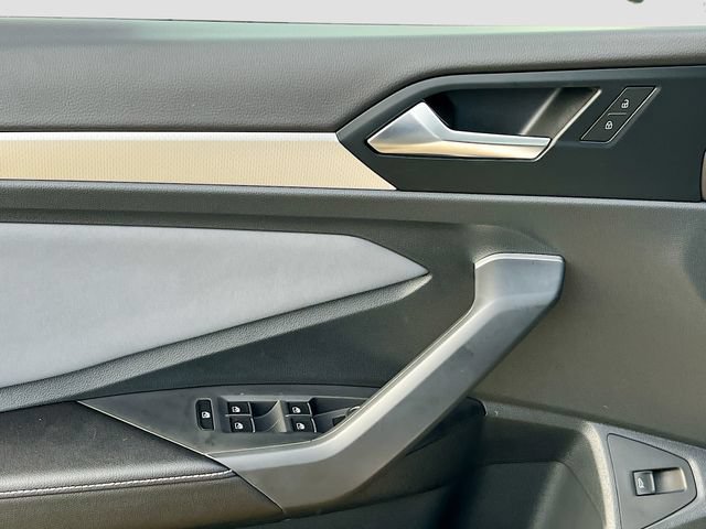 New 2026 Volkswagen Jetta SE FWD image 17