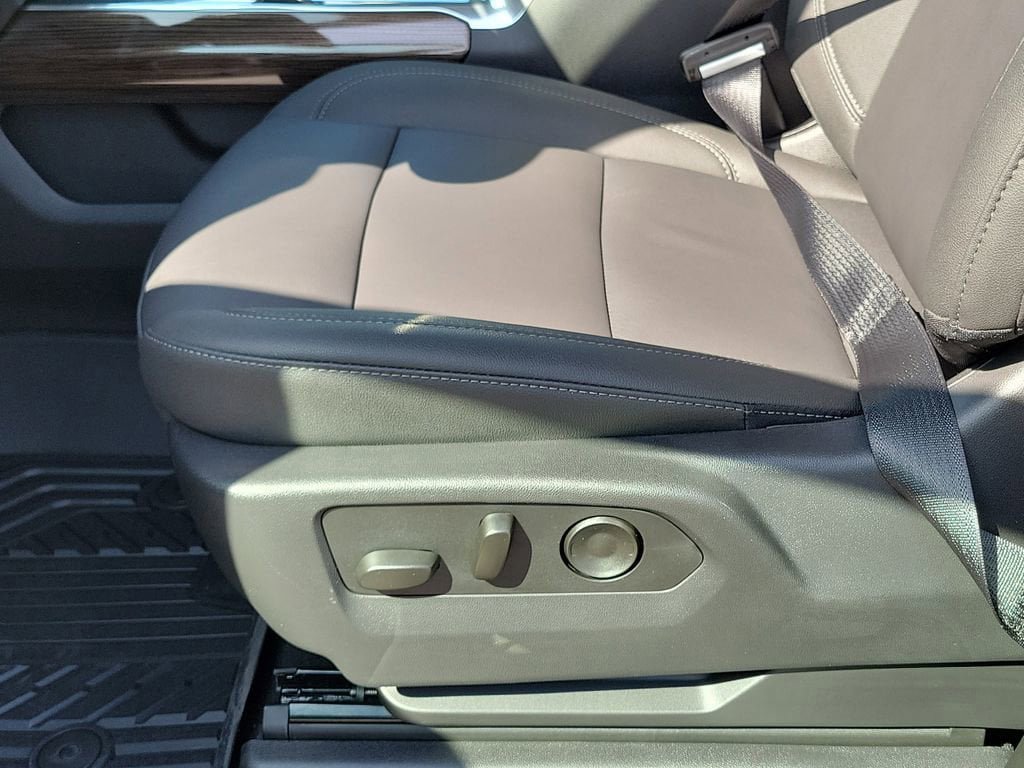 New 2026 Chevrolet Silverado 1500 RST w/ RST All Star Premium Package image 16