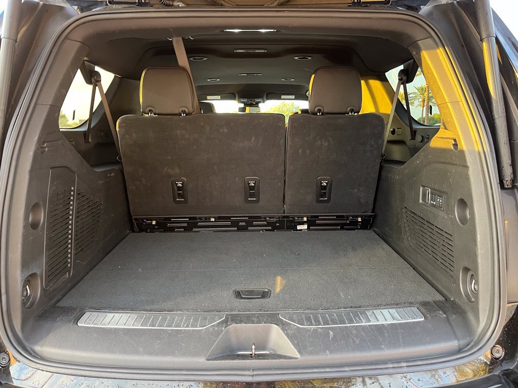 Used 2025 Chevrolet Suburban Premier AWD/4WD image 19