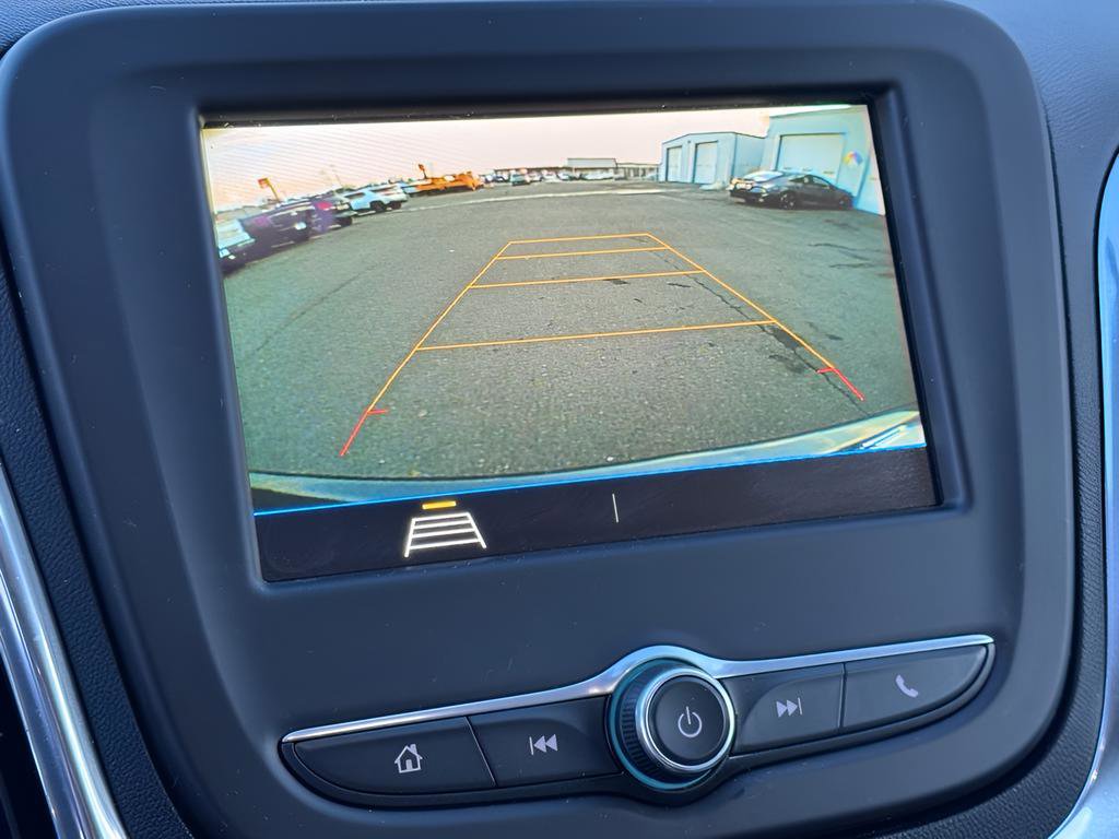 Used 2019 Chevrolet Equinox LT image 14