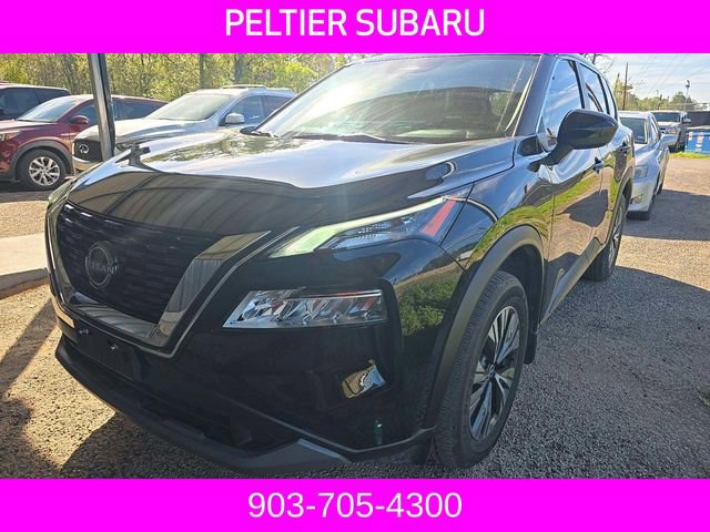 Used 2023 Nissan Rogue SV image 2