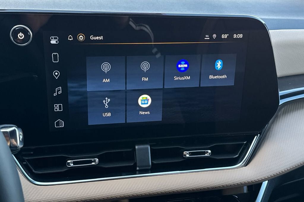 New 2026 Chevrolet Equinox ACTIV image 18