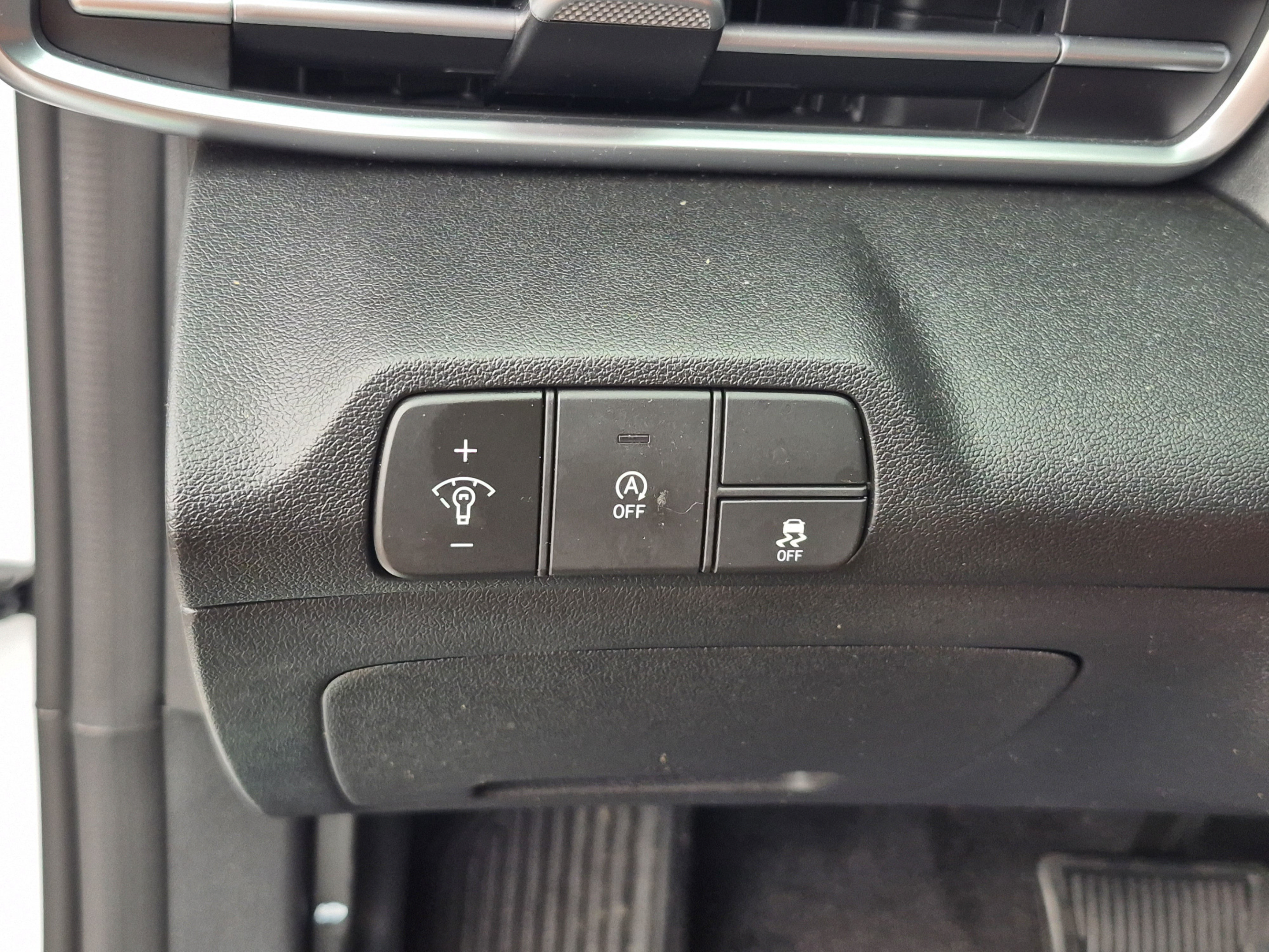 Used 2025 Hyundai Elantra SE FWD image 26