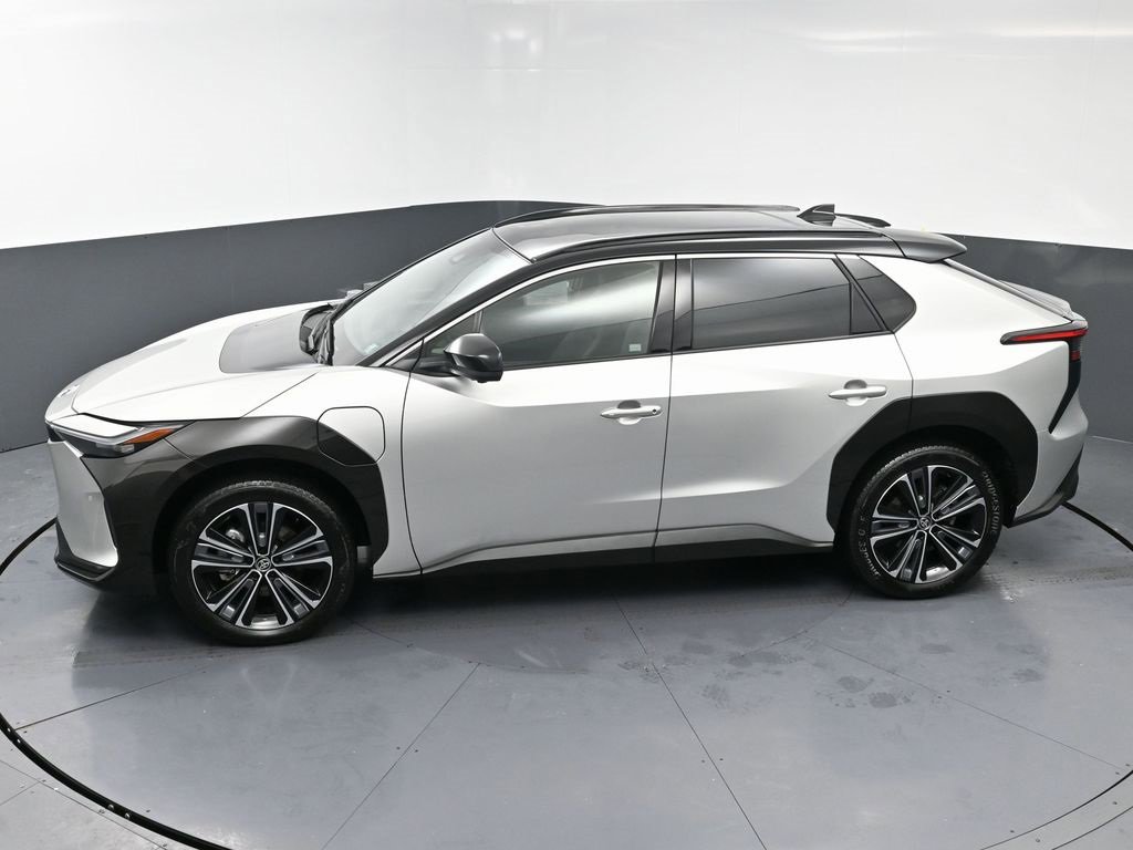 Used 2023 Toyota bZ4X Limited image 44