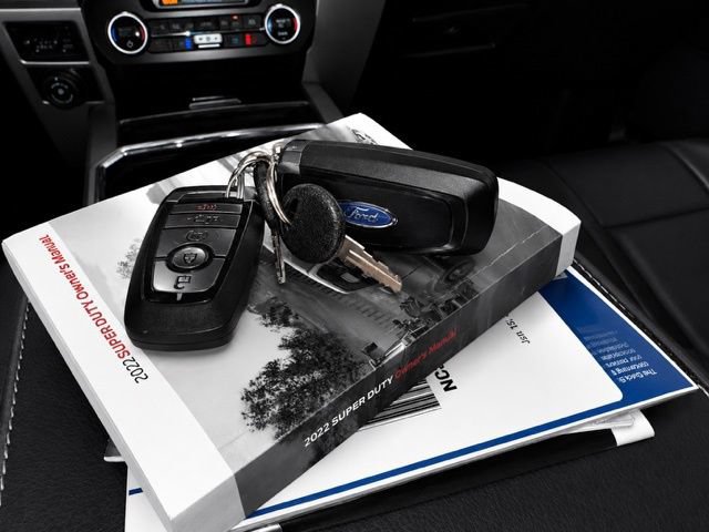 Used 2022 Ford F250 Lariat w/ Tremor Off-Road Package AWD/4WD image 33