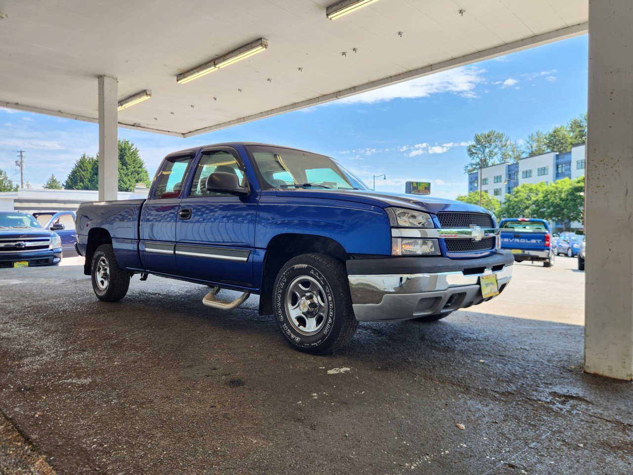 Used 2004 Chevrolet Silverado 1500 LS AWD/4WD image 7