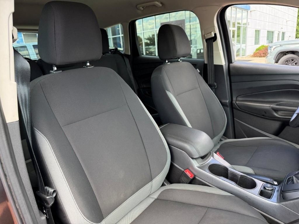 Used 2015 Ford Escape S FWD image 22