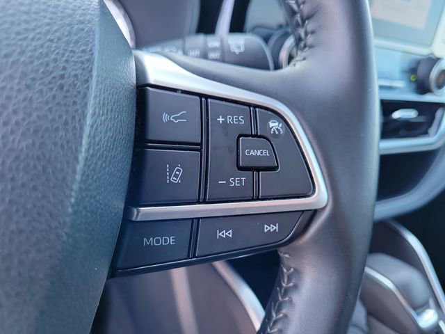 Used 2023 Toyota Highlander LE image 28