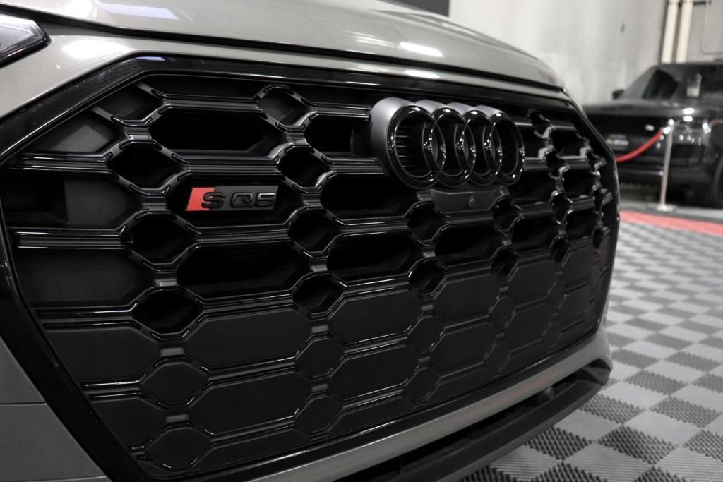 Used 2023 Audi SQ5 Premium Plus w/ Premium Plus Package image 14