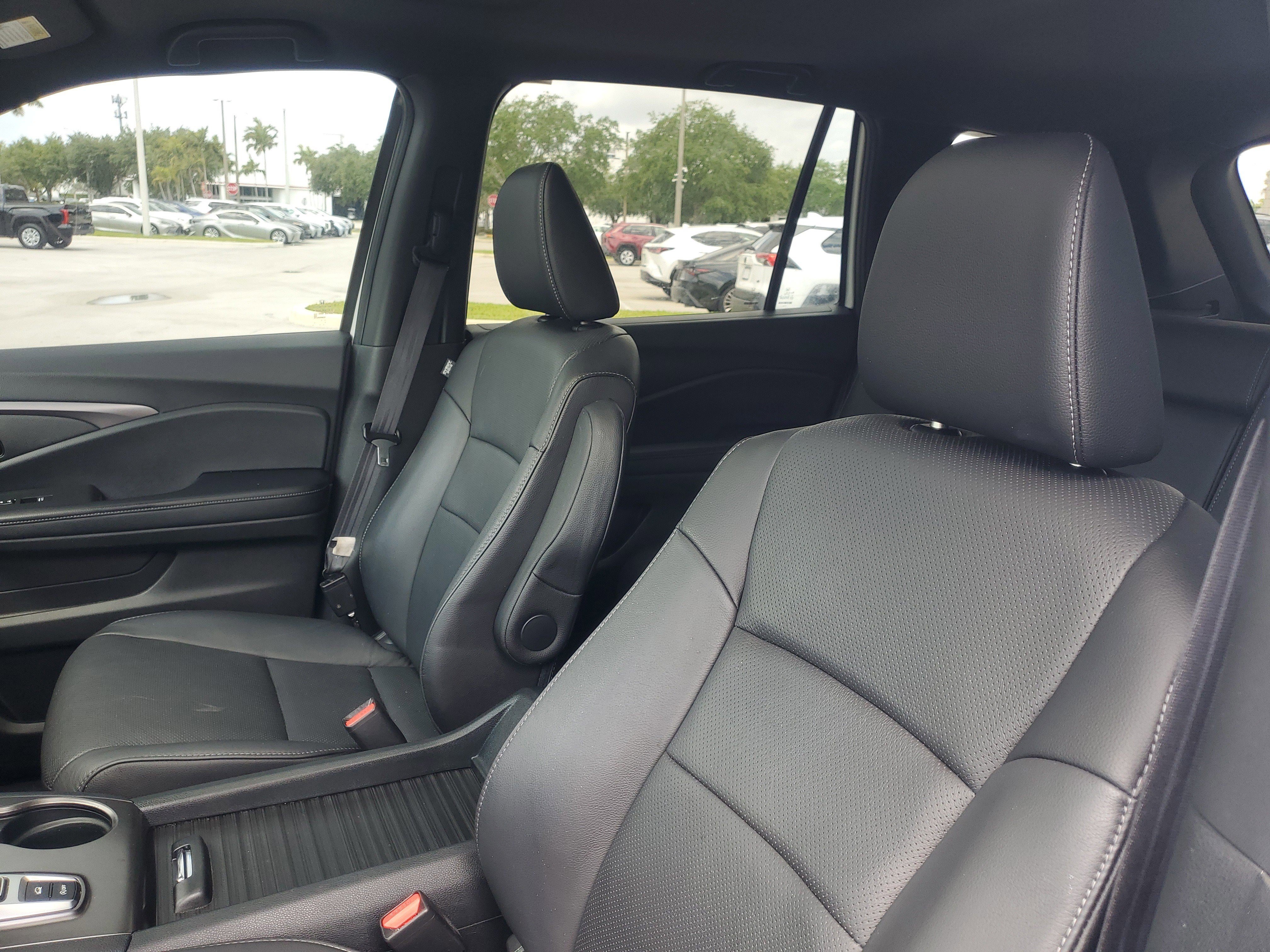 Used 2023 Honda Passport EX-L image 18