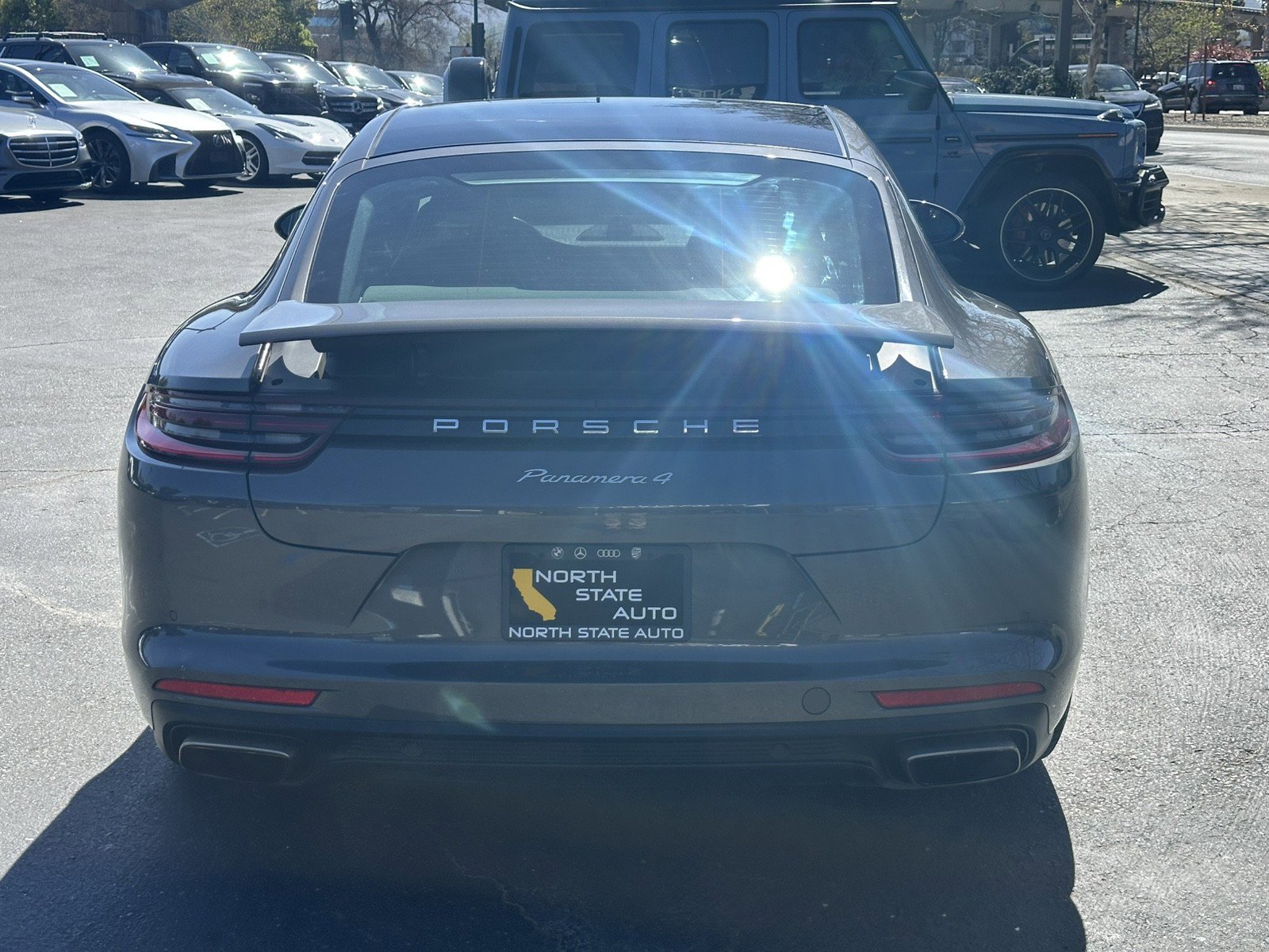 Used 2018 Porsche Panamera 4 AWD/4WD image 10