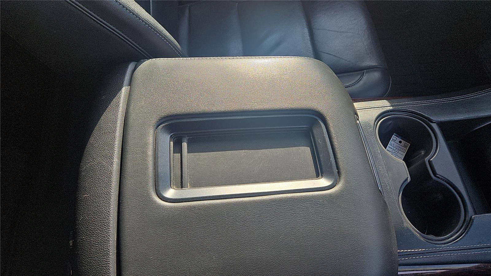 Used 2019 GMC Yukon SLT AWD/4WD image 35