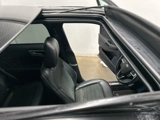 Used 2021 Ford Edge ST-Line AWD/4WD image 6