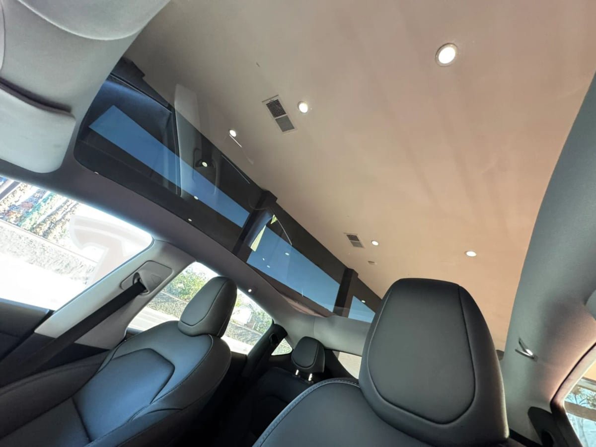 Used 2026 Tesla Model Y AWD image 15