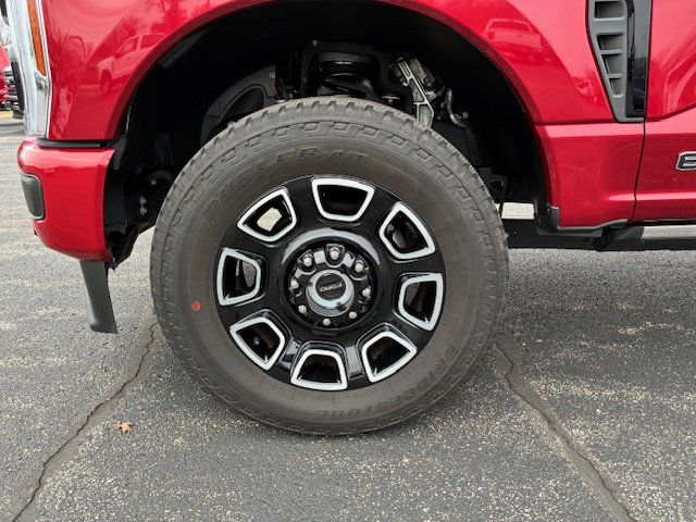 Used 2025 Ford F250 Platinum image 15