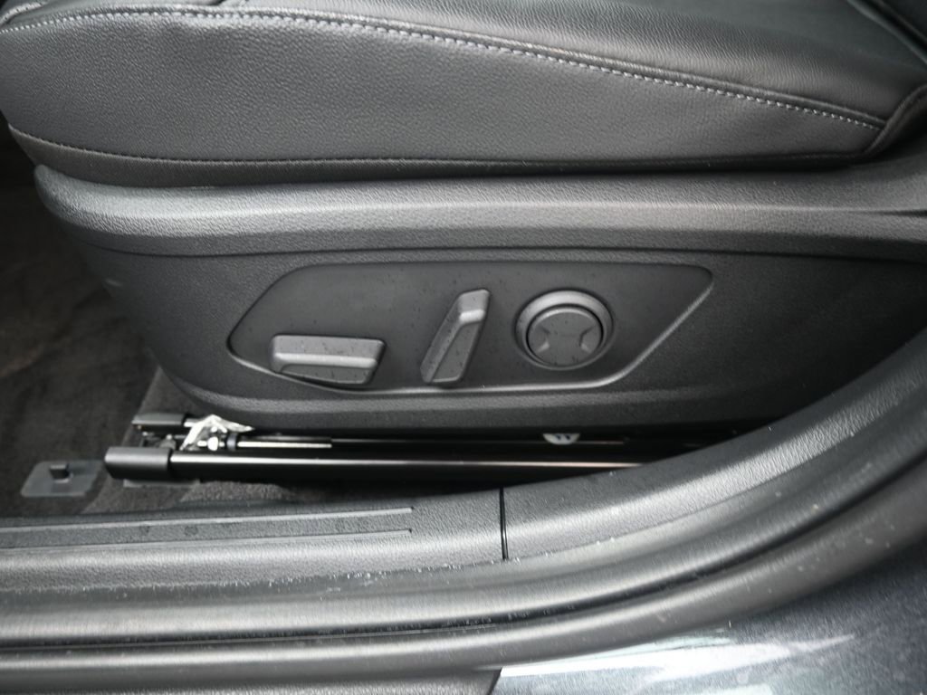 Used 2022 Hyundai Sonata Limited image 15