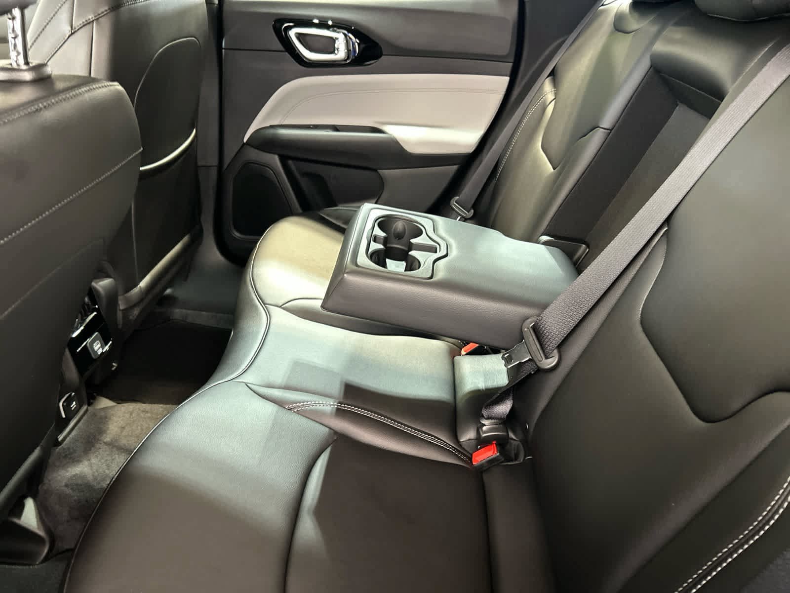New 2026 Jeep Compass Limited AWD/4WD image 5