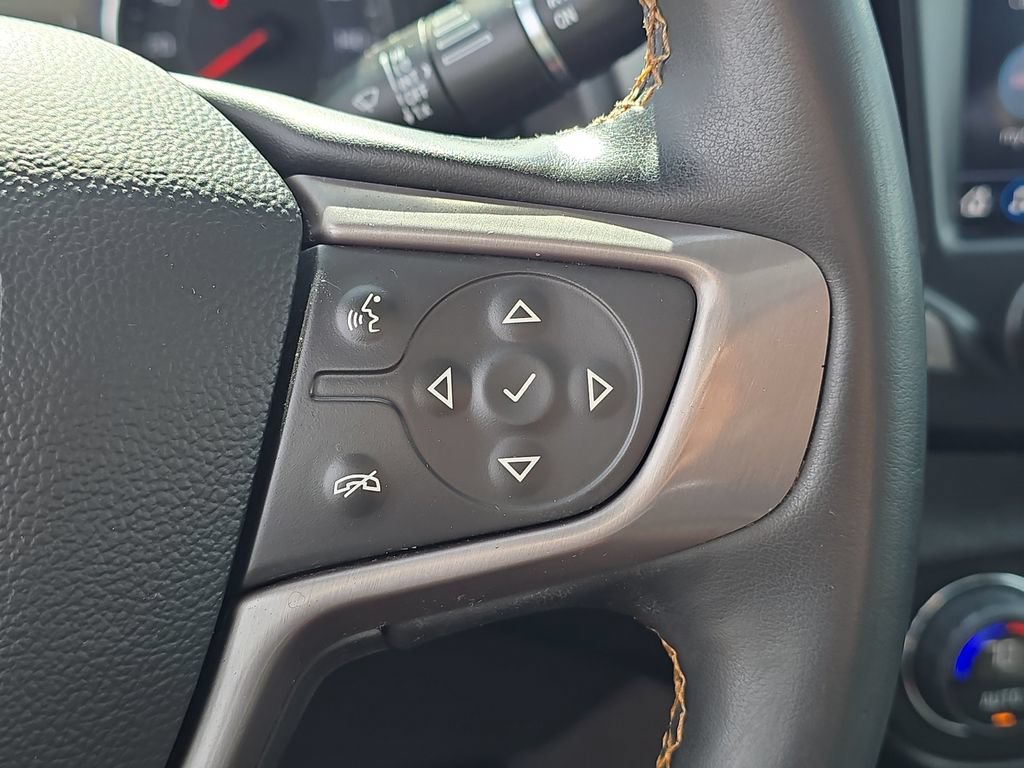 Certified 2023 GMC Terrain AT4 w/ Tech Package AWD/4WD image 17