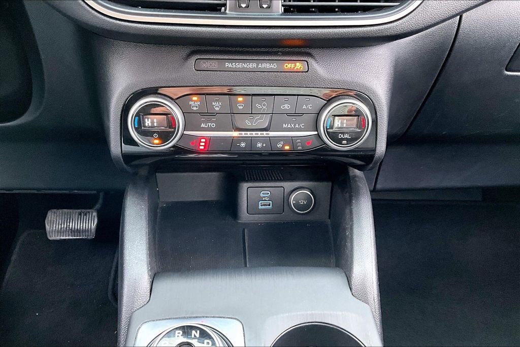 Used 2021 Ford Escape SEL image 16