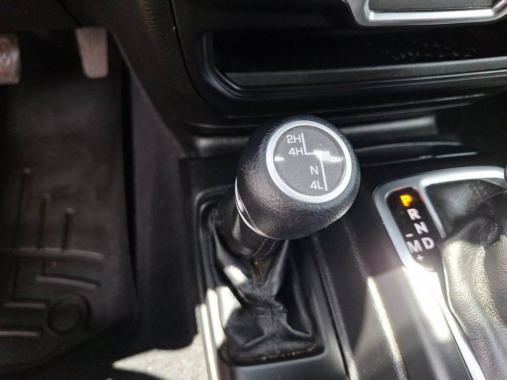 Used 2020 Jeep Wrangler Unlimited Sport AWD/4WD image 23