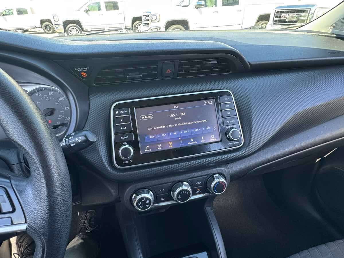 Used 2021 Nissan Kicks S FWD image 25