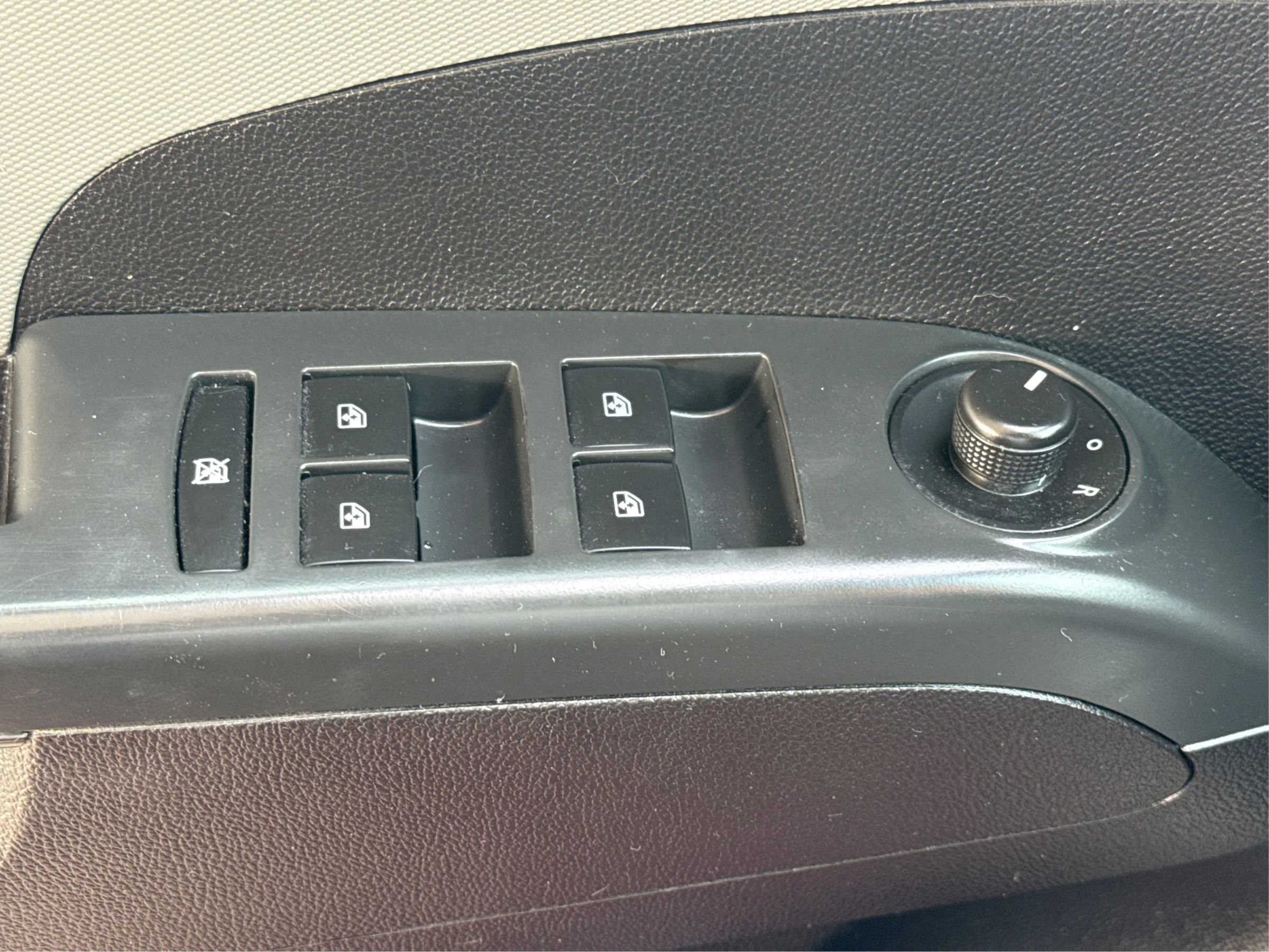 Used 2012 Chevrolet Sonic LT image 20