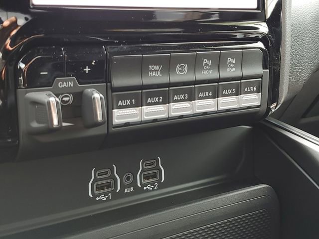 New 2025 RAM 2500 Big Horn image 25