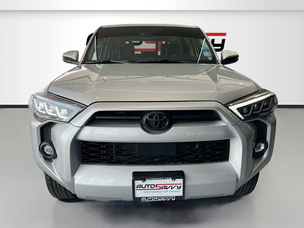 Used 2024 Toyota 4Runner SR5 Premium w/ Moonroof Package image 2