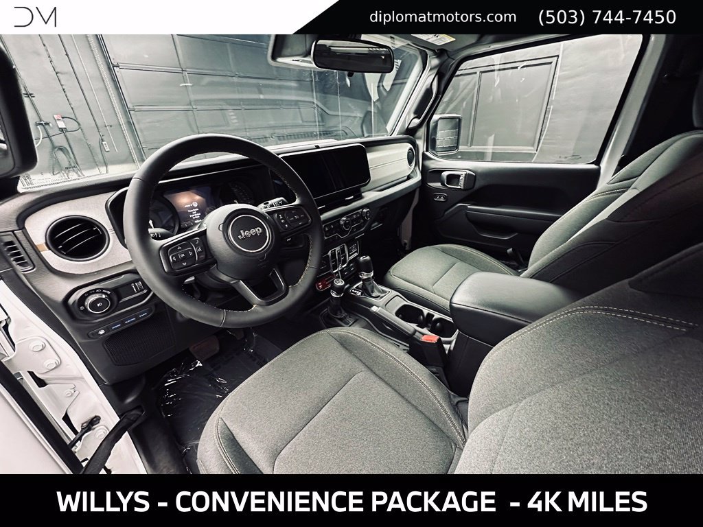 Used 2024 Jeep Wrangler Unlimited AWD/4WD image 17