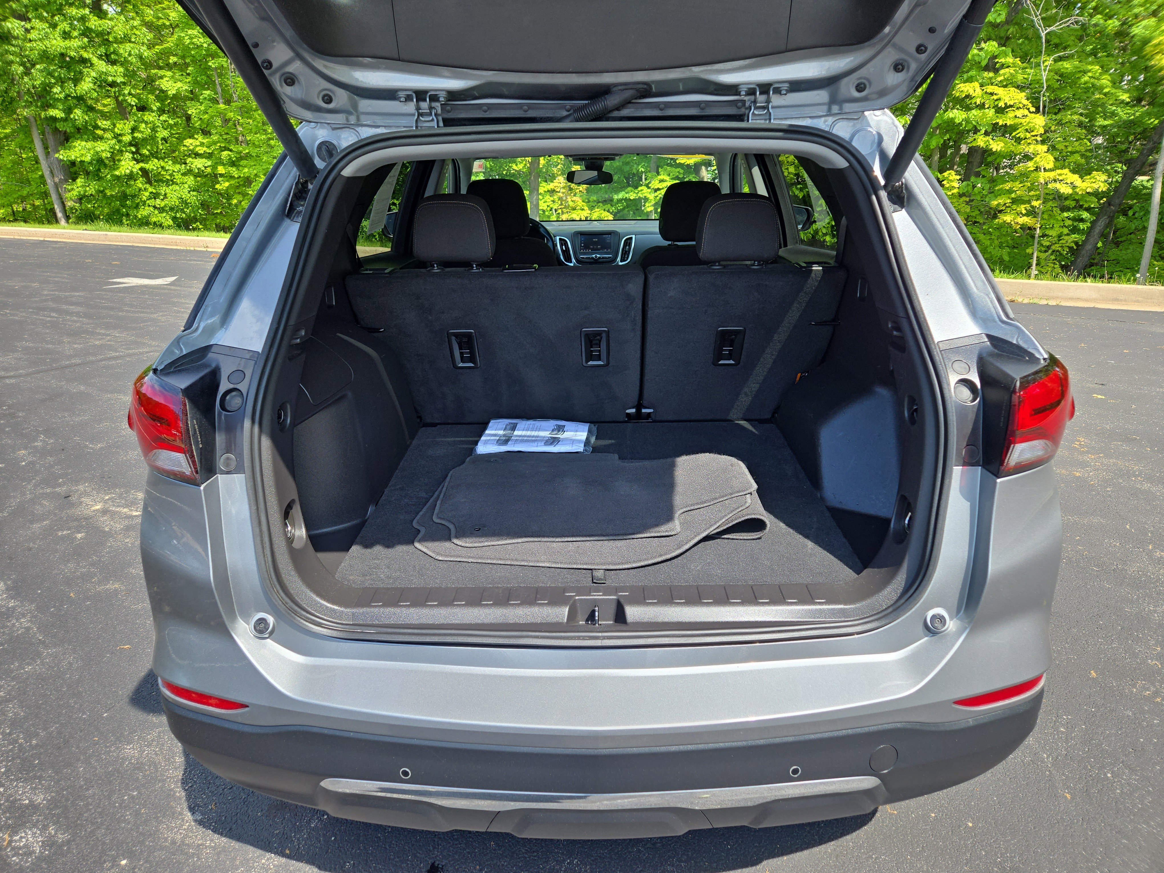 Used 2024 Chevrolet Equinox LT image 9