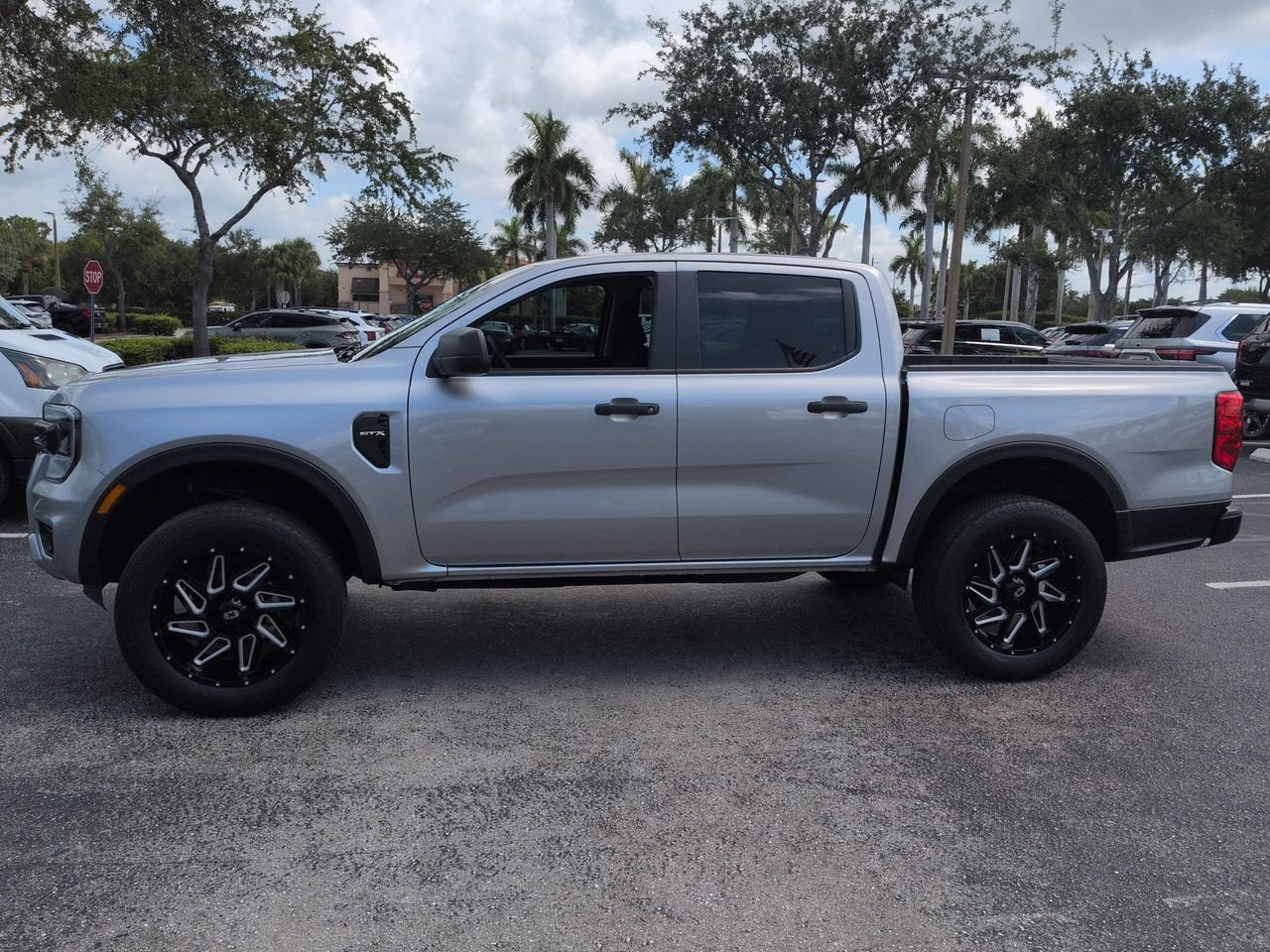 Used 2024 Ford Ranger XL w/ Trailer Tow Package RWD image 7