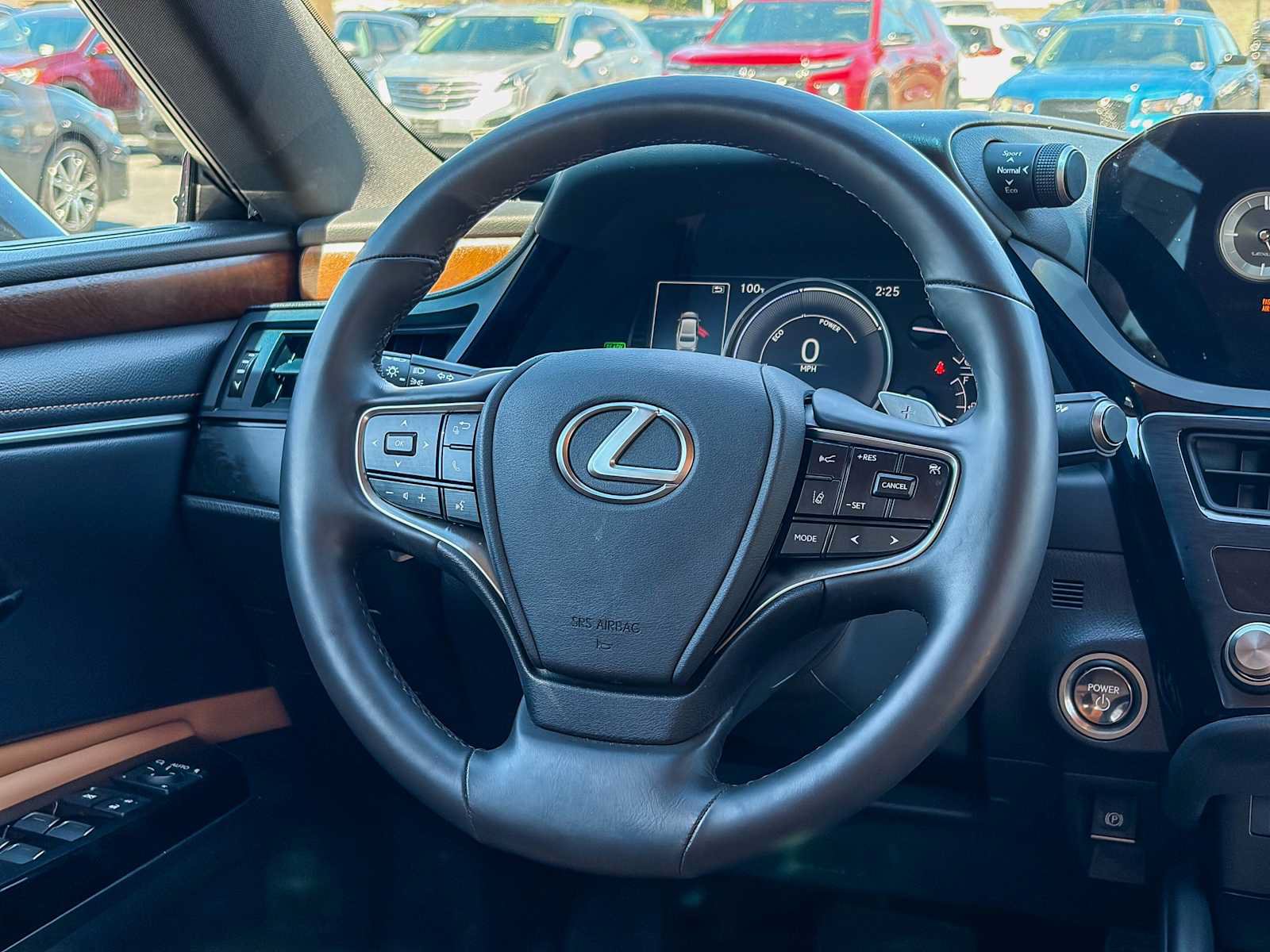 Certified 2024 Lexus ES 300h w/ Premium Package FWD image 14