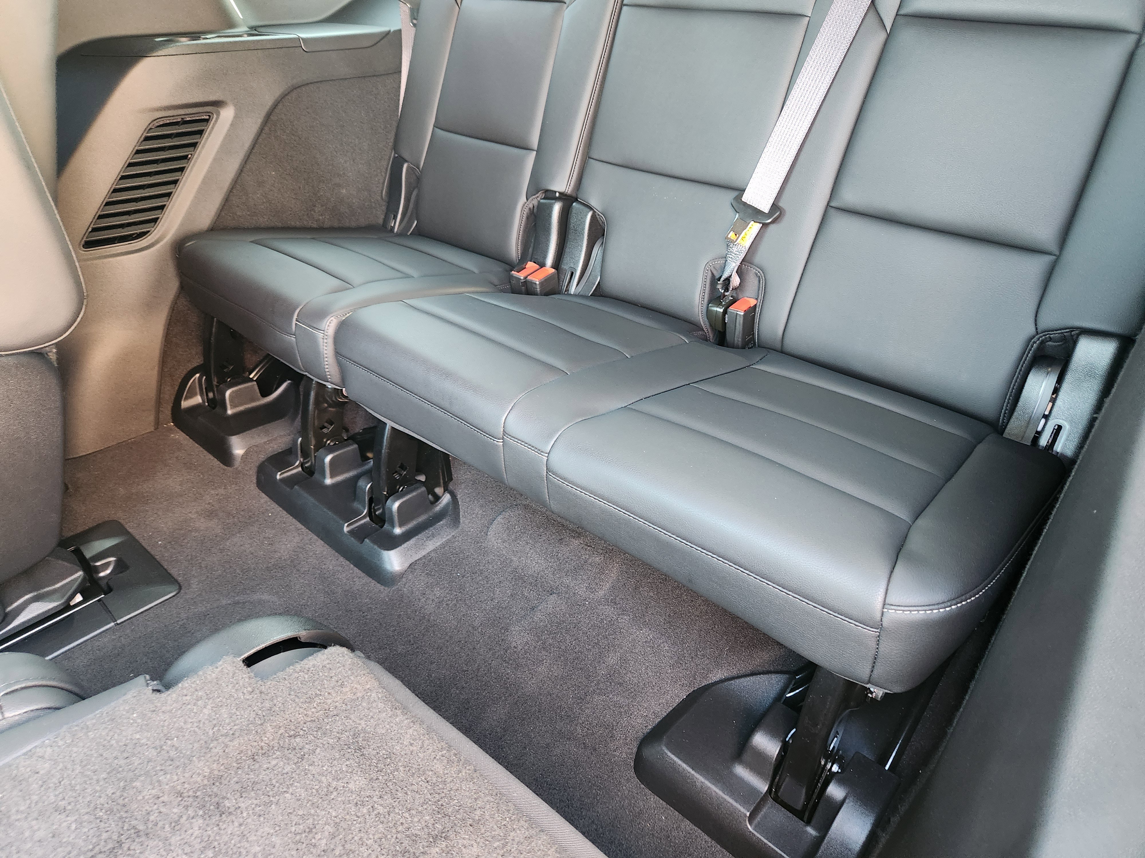 Certified 2024 Cadillac Escalade Luxury image 31