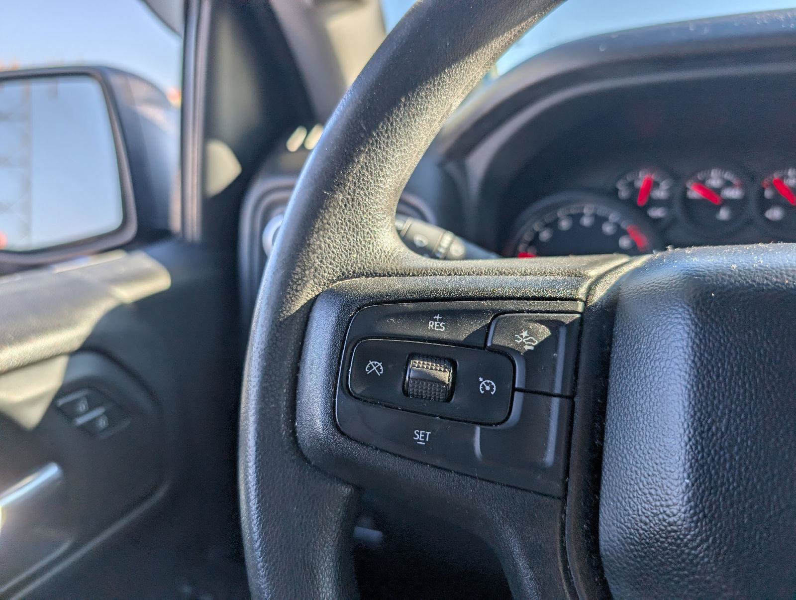 Used 2023 Chevrolet Silverado 1500 Custom Trail Boss w/ LPO, Dark Essentials Package AWD/4WD image 12