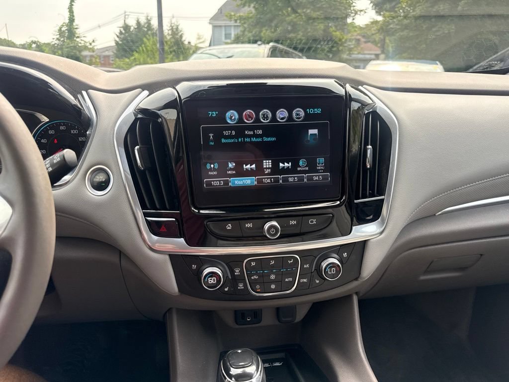 Used 2018 Chevrolet Traverse Premier AWD/4WD image 28