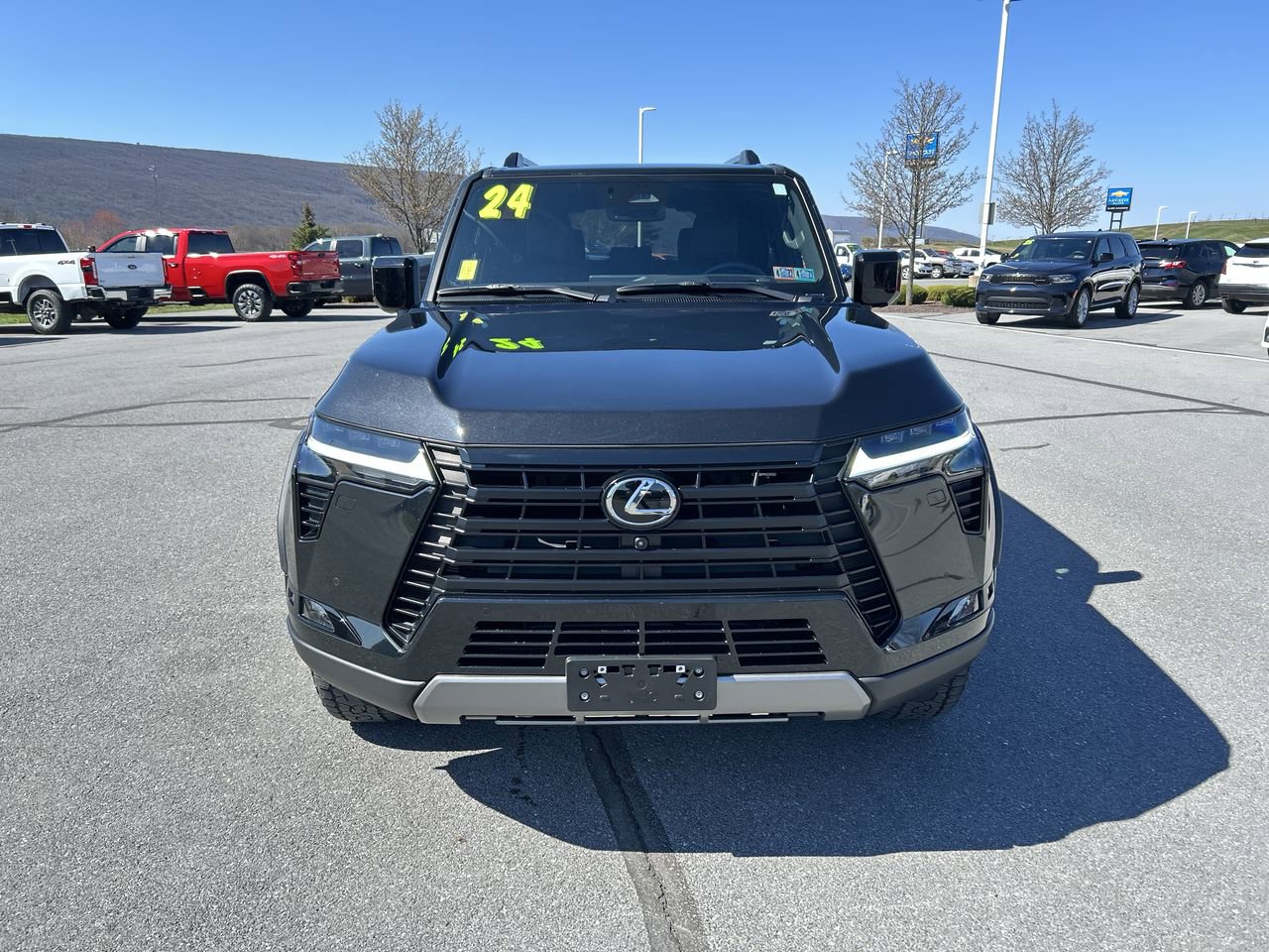 Used 2024 Lexus GX 550 image 2